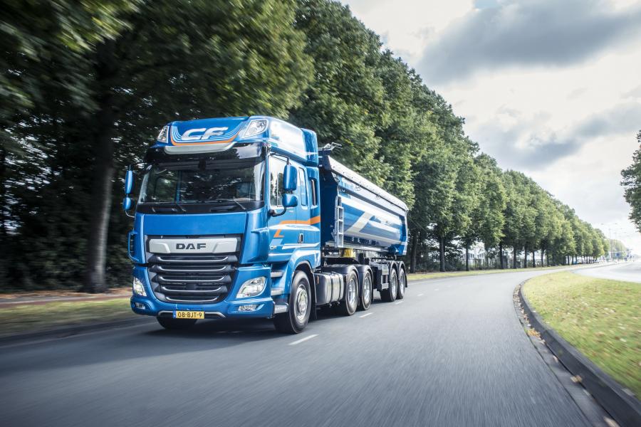  DAF CF 530 6x4 FTT 2017 года  (фото 2 из 3)